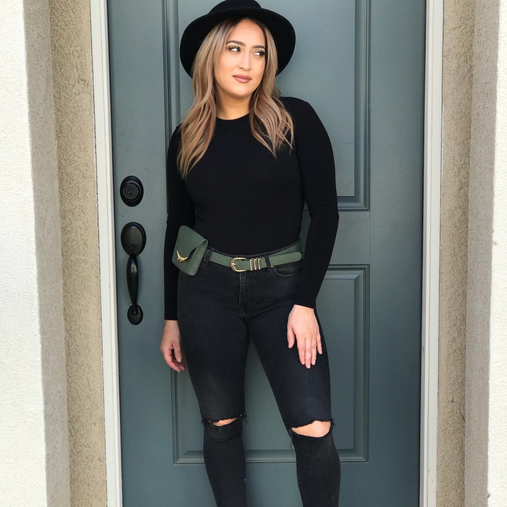 Melanie wallet belt